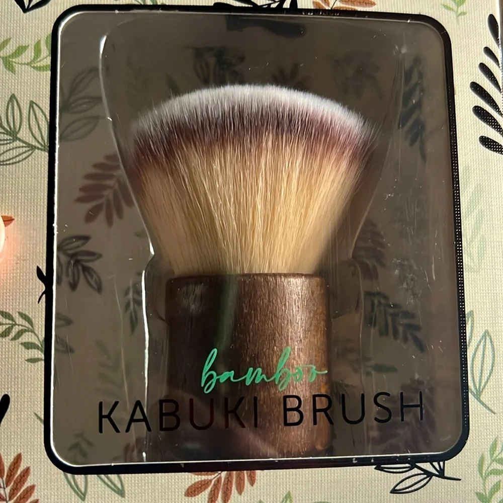 Kabuki Brush Bamboo